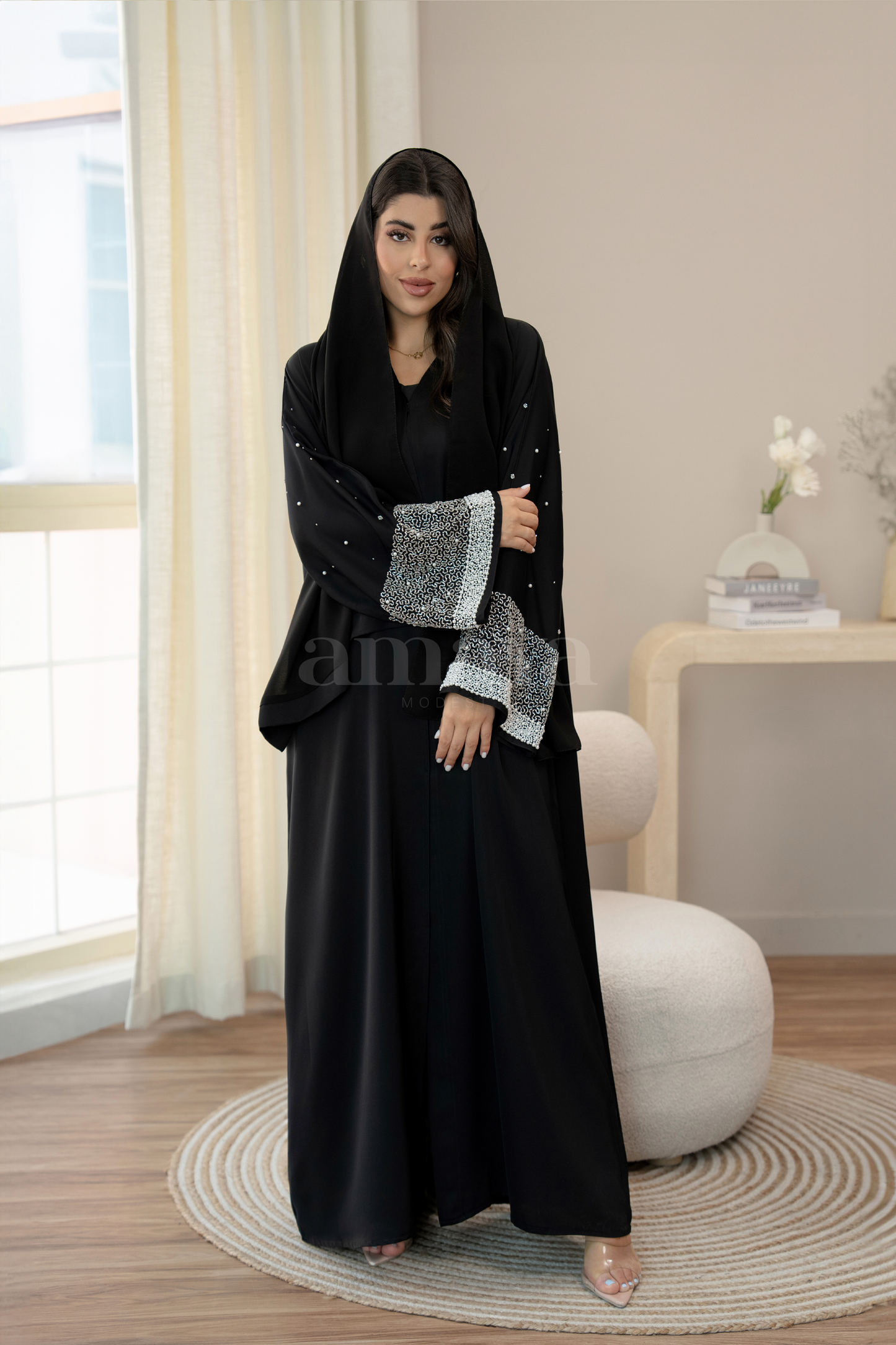 Abaya Zahra